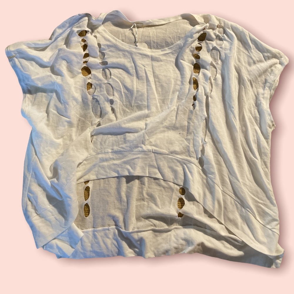 Millau Boxy Cut Out Tee